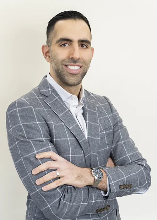 Dr. Justin Bral, DDS